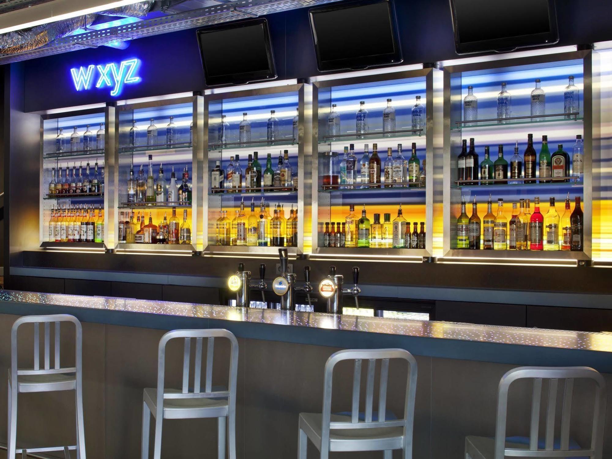 Hotel Aloft Brussels Schuman Extérieur photo