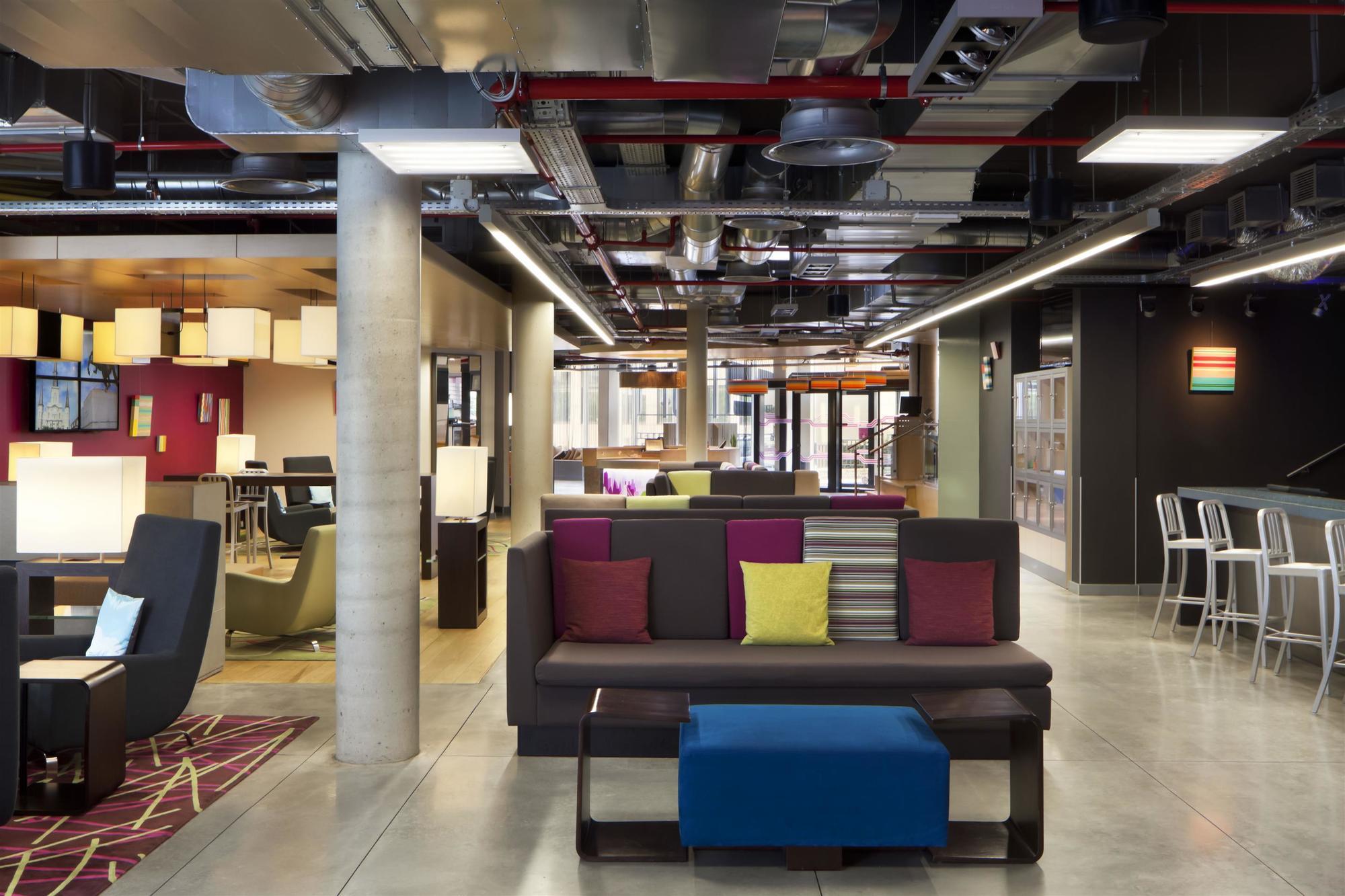 Hotel Aloft Brussels Schuman Extérieur photo