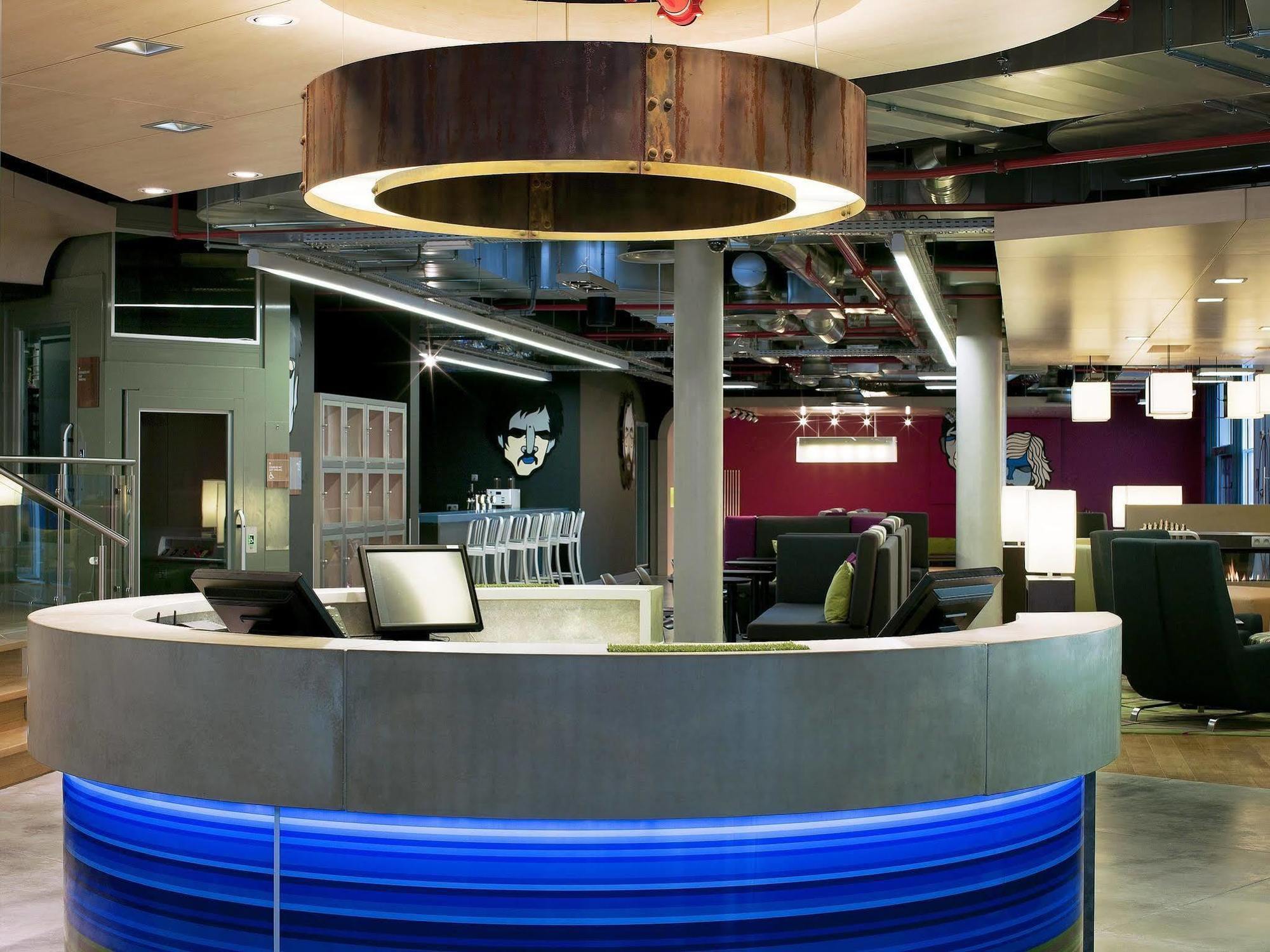 Hotel Aloft Brussels Schuman Extérieur photo