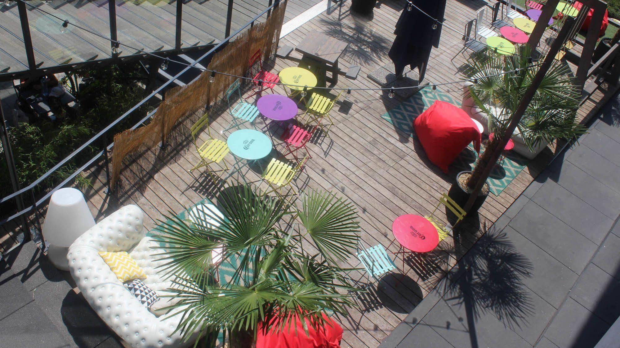 Hotel Aloft Brussels Schuman Extérieur photo